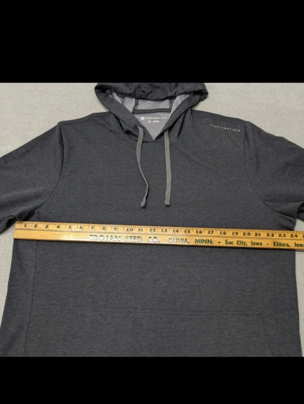 TravisMathew × Ritz-Carlton Los Angeles Pullover Hoodie — Men's XL - Picture 8 of 10